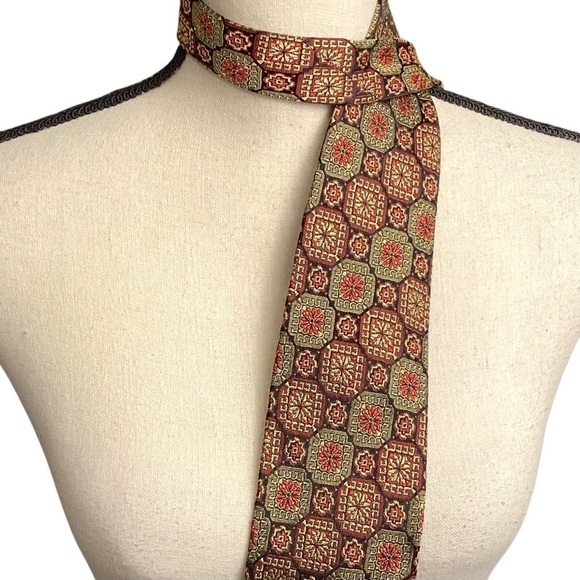 Ernst of San Francisco’Felly’s Flowers’ Rayon Neck Fie - Picture 1 of 7